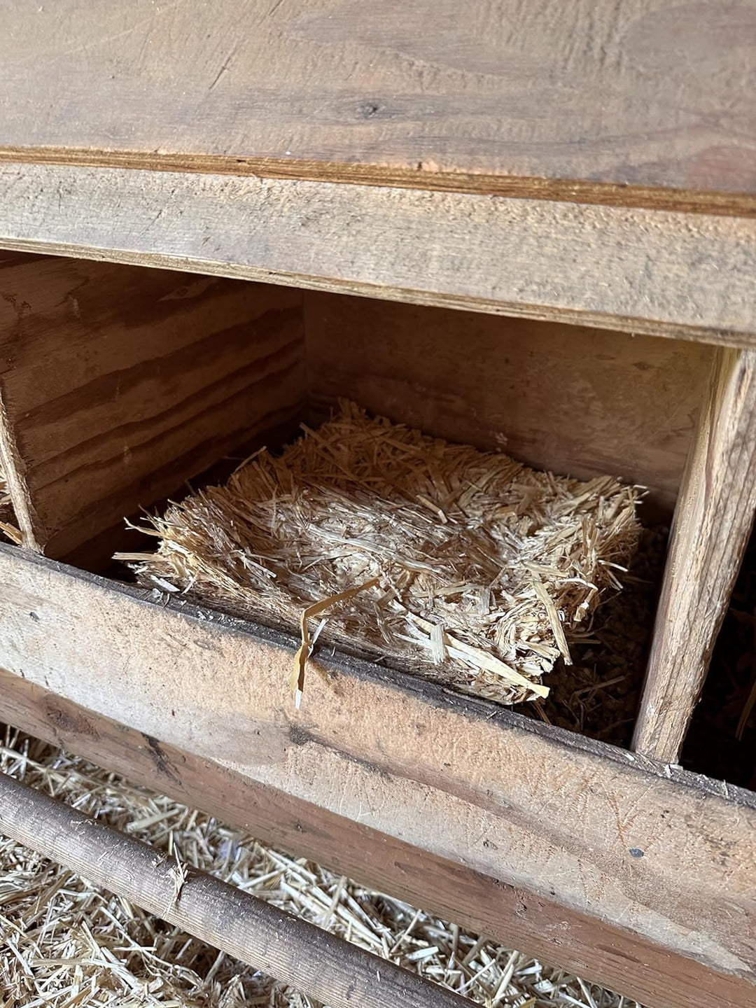 Organic Straw Nesting Pads